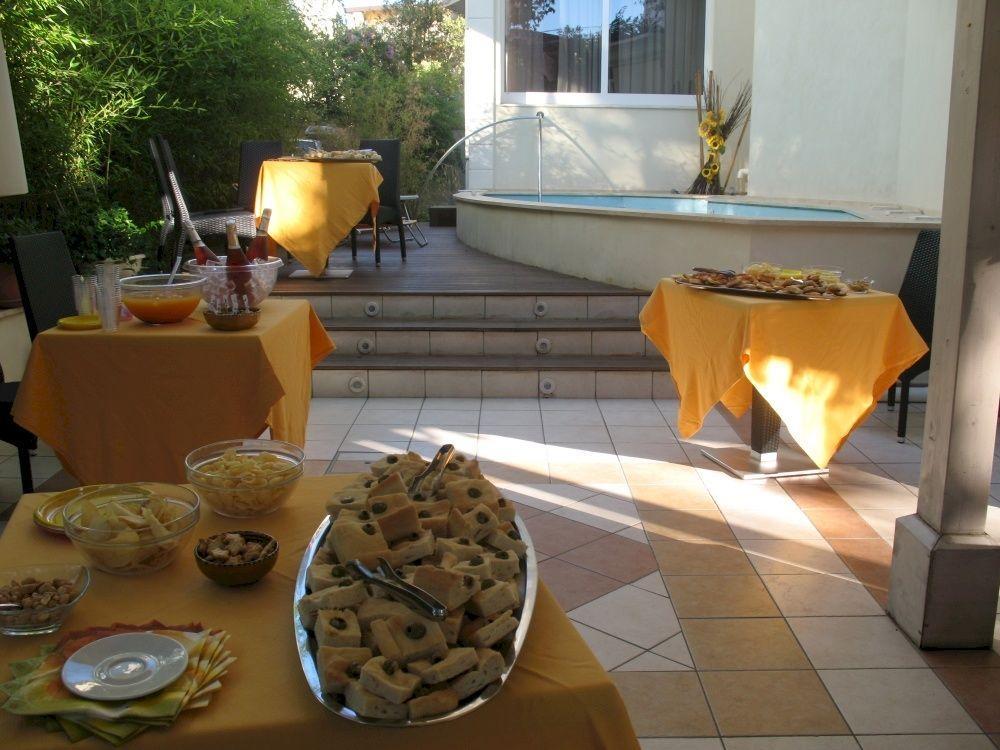 Hotel Orly Cesenatico Luaran gambar