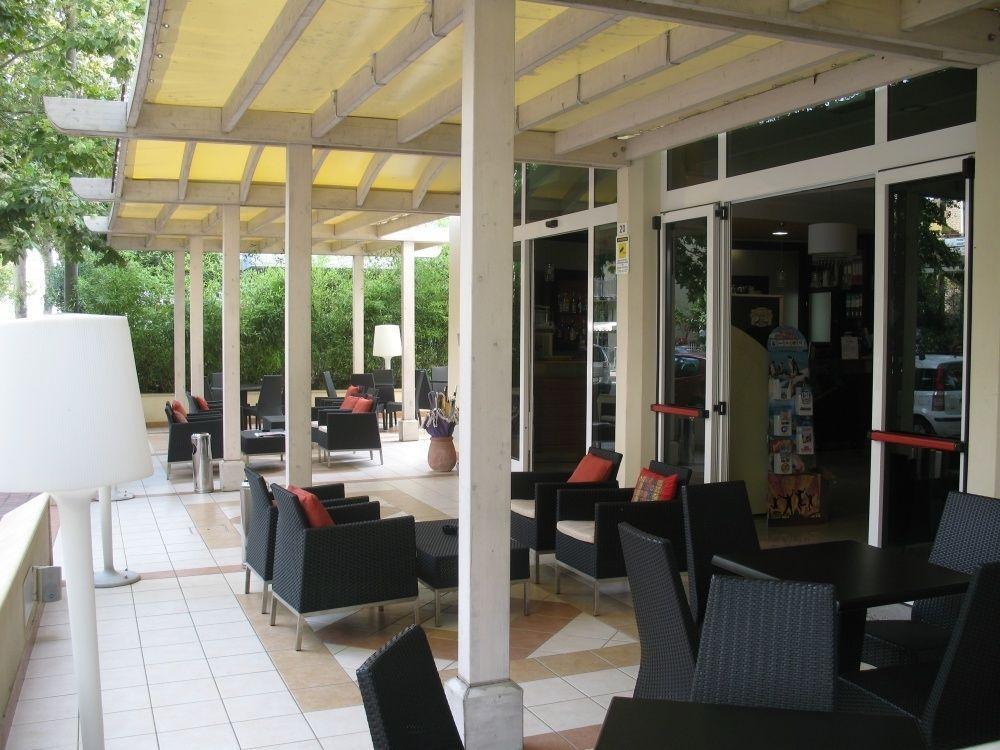 Hotel Orly Cesenatico Luaran gambar