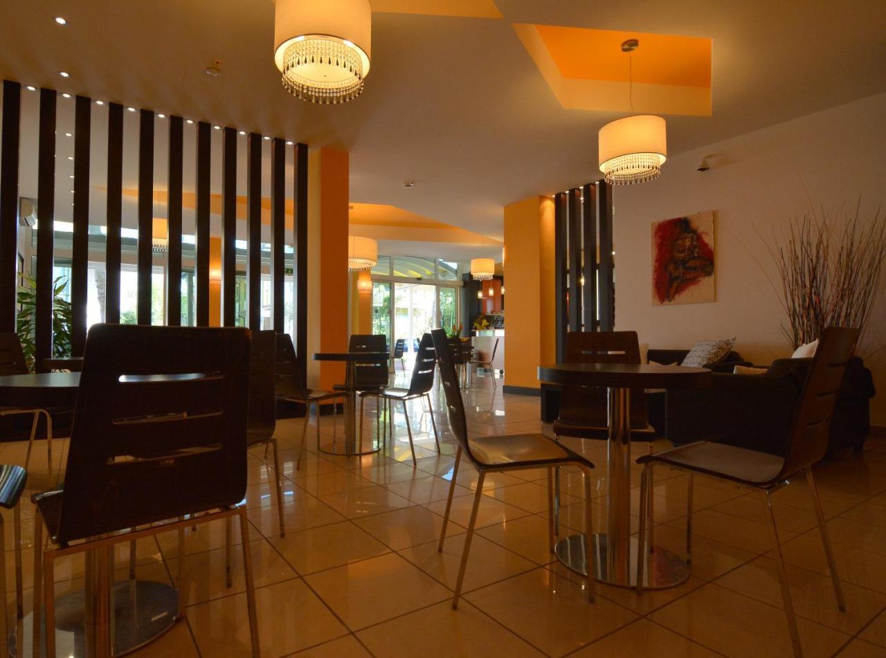 Hotel Orly Cesenatico Luaran gambar