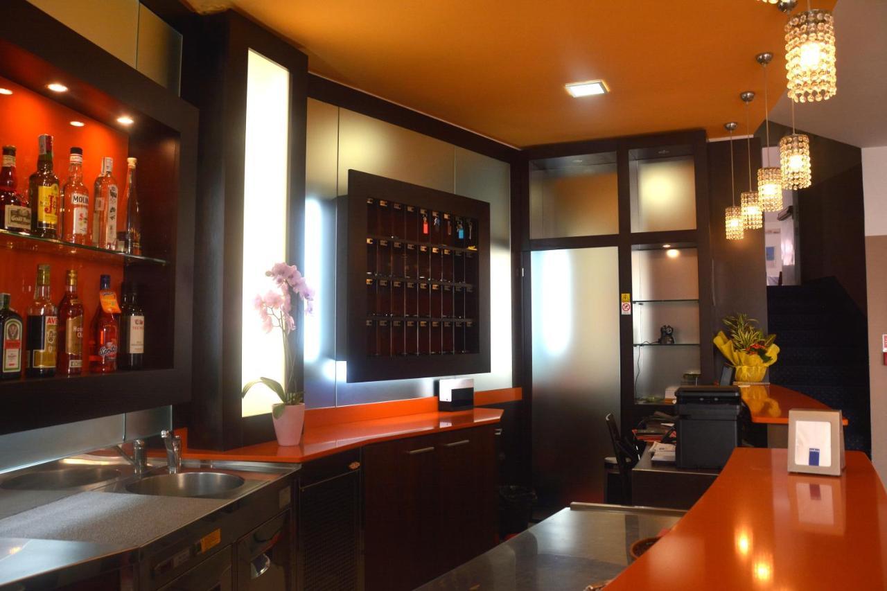 Hotel Orly Cesenatico Luaran gambar
