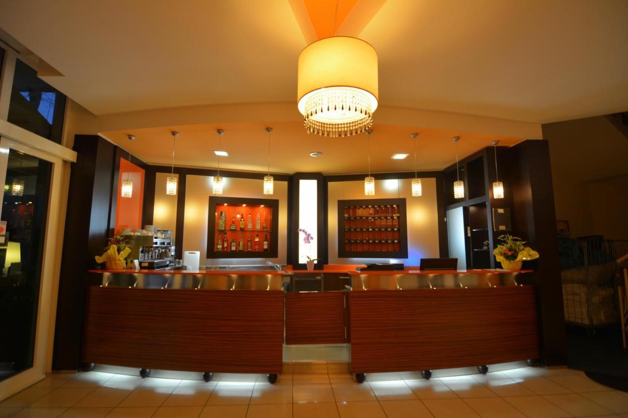 Hotel Orly Cesenatico Luaran gambar