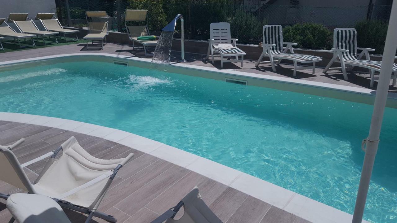 Hotel Orly Cesenatico Luaran gambar